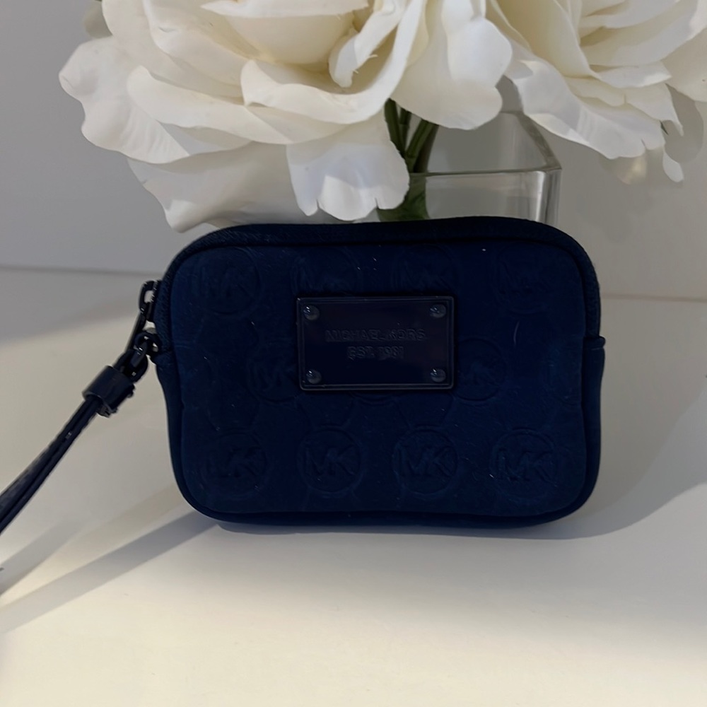 Michael Kors wristlet